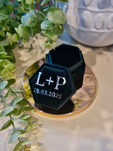 Load image into Gallery viewer, Velvet Ring Box - Hexagon