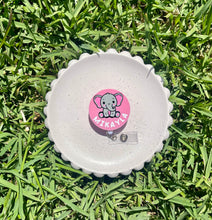 Load image into Gallery viewer, Elephant Badge Reel