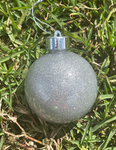 Load image into Gallery viewer, Personalised Christmas Baubles