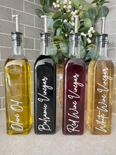 Load image into Gallery viewer, Glass Oil Bottles 500ml