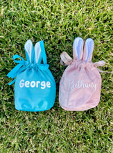 Load image into Gallery viewer, Velvet Easter Bunny Bag
