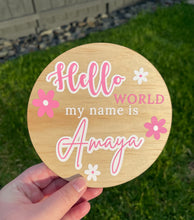 Load image into Gallery viewer, Personalised announcement plaque - flowers

